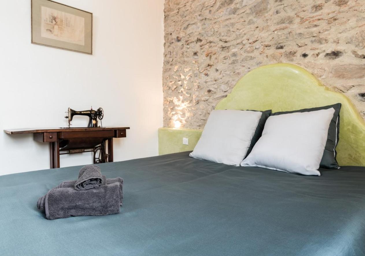Ferienwohnung La Vue Du 36 Carcassonne Exterior foto